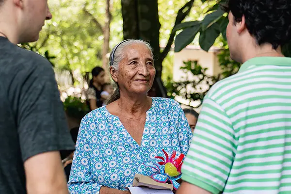 Host mom with volunteers
