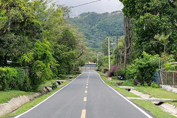 Road in el Valle de Anton