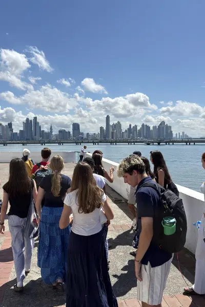 Volunteers in Panama City