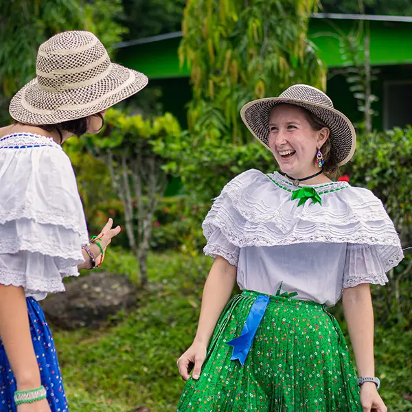 Experience the local Panamanian culture