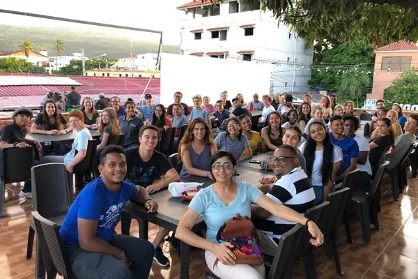 barahona-session-b-1-600×443.jpg
